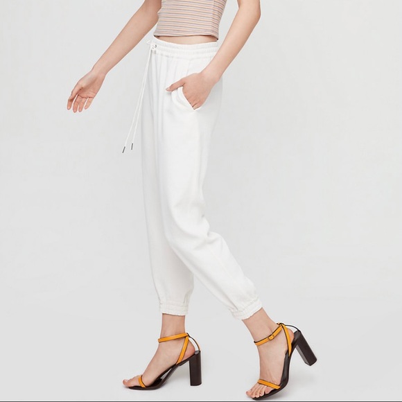 Aritzia Wilfred white joggers - Picture 2 of 11